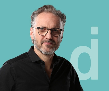 Versierter Fachmann für Marketing und Kommunikation