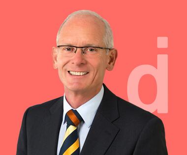 Expert for restructuring, competition and positioning