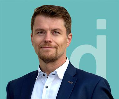 Modern interim CFO with entrepreneurial expertise