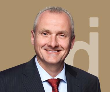 Senior logistics expert with a down-to-earth and hands-on mentality