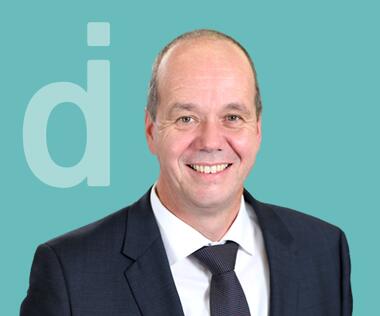 Specialist for controlling in medium-sized industrial companies and corporations