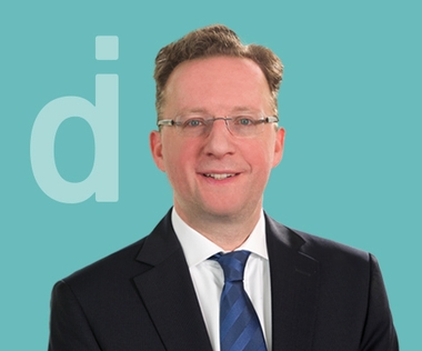 Experte für komplexe Genehmigungen, Nachhaltigkeit und M&A