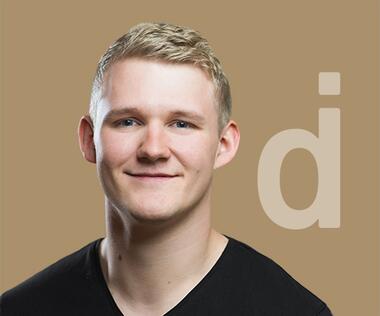 Marketing and sales professional as an expert for growth