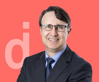 HR services expert with leadership skills