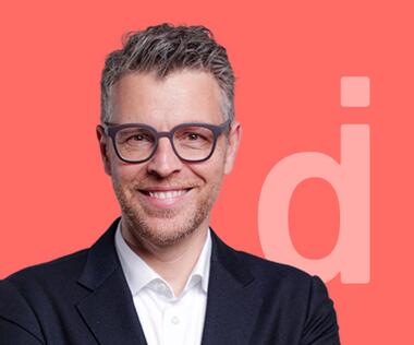 HR expert for complex projects in banking and finance