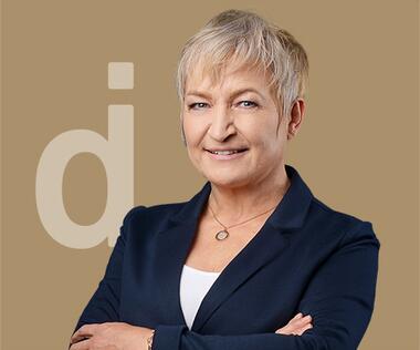 Interim HR manager with a master's degree in labor law