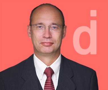 Ein Experte für Projektmanagement und Projektsanierung.