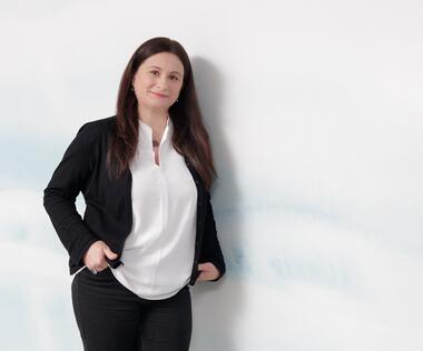 Ada Tanase heads the members area at Deutsche Interim AG
