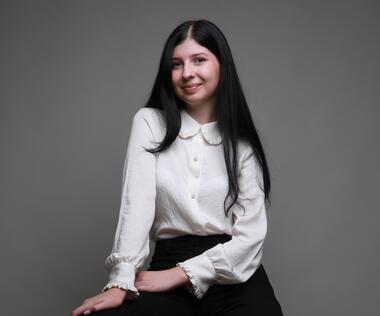 Anamaria Dragoș is the coordinator of the members area at JobNexxt Services.