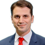 Interim Geschäftsführer mit Fokus auf strategische Transformation