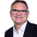 Finanzmanager mit Fokus auf Rechnungswesen und Controlling