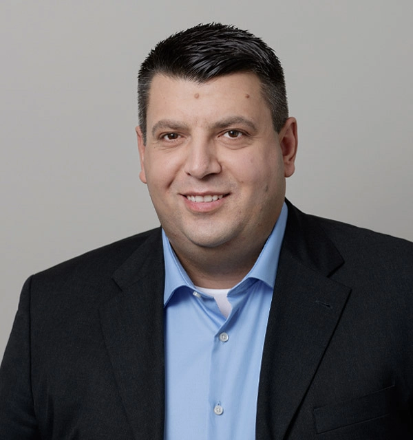 Artur Polyansky ist Digital Sales Manager bei der Deutschen Interim AG.