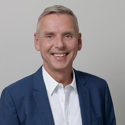 Charly Kahle is an expert in online marketing.