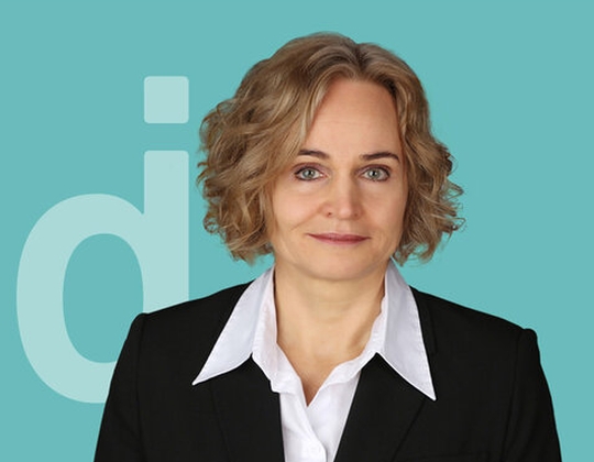 Interim Personalleiterin mit PRINCE2-Projektmanagement-Zertifizierung