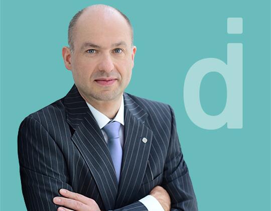 C-level expert for transformation of complex IT and digitalization