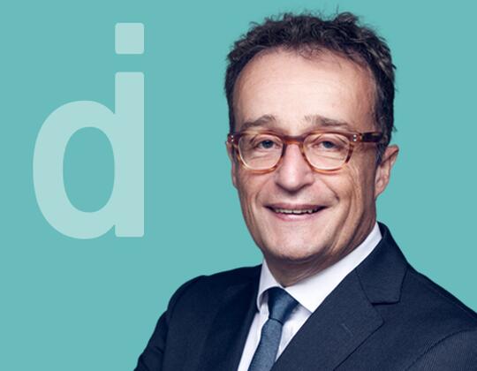 HR expert reduces personnel costs and increases productivity