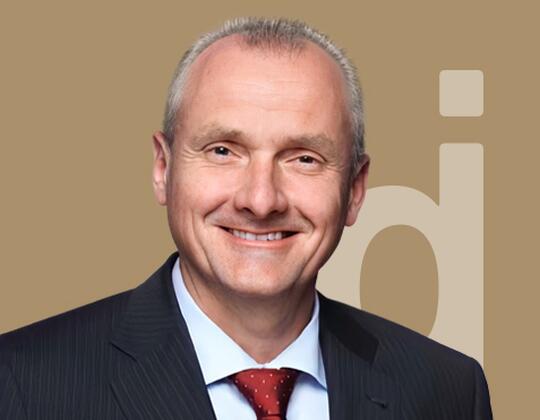 Senior logistics expert with a down-to-earth and hands-on mentality