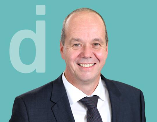 Specialist for controlling in medium-sized industrial companies and corporations