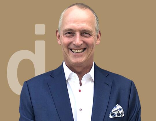 Internationally experienced CEO and Sales Executive for pharma and life sciences
