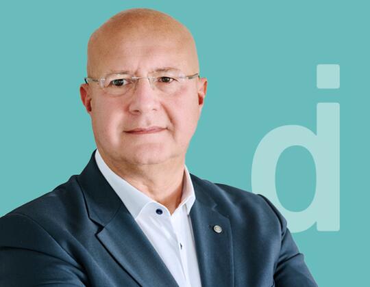 Expert in international controlling, accounting and financial optimization