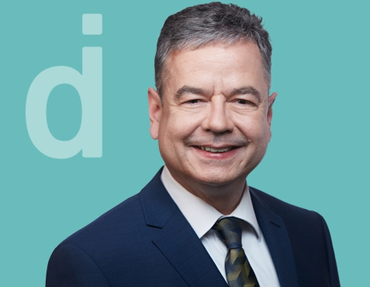 Ein Business Executive für Mobilitätsprojekte und Anlagenbau.
