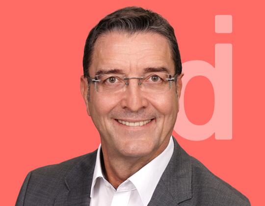 Expert in B2B sales of SaaS solutions and business development