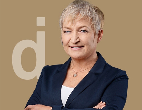 Interim Personalleiterin mit Master in Arbeitsrecht