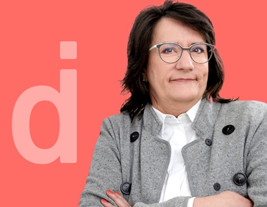 Eine Spezialistin für die Textil- und Bekleidungsindustrie.
