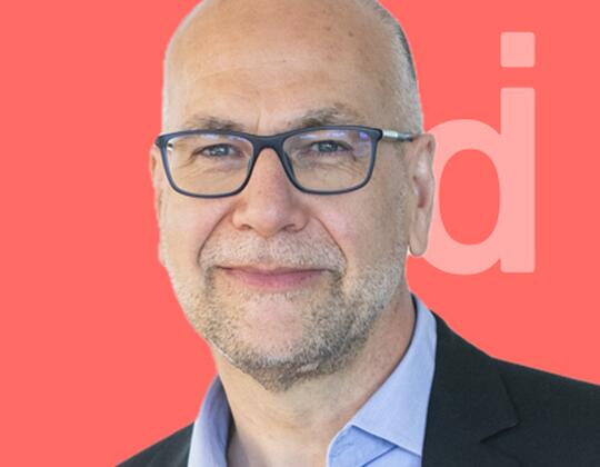 Geschäftsführer, der Transformation lebt, Verantwortung übernimmt und Ergebnisse liefert