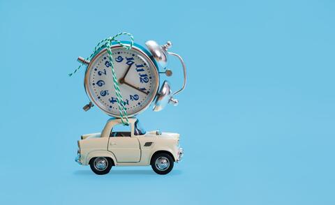 Symbolic image for on-time initial sampling at an automotive supplier