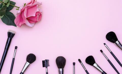 HR Service Natural Cosmetics