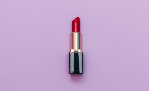 Symbolic image for optimization of the R&D area in a cosmetics company